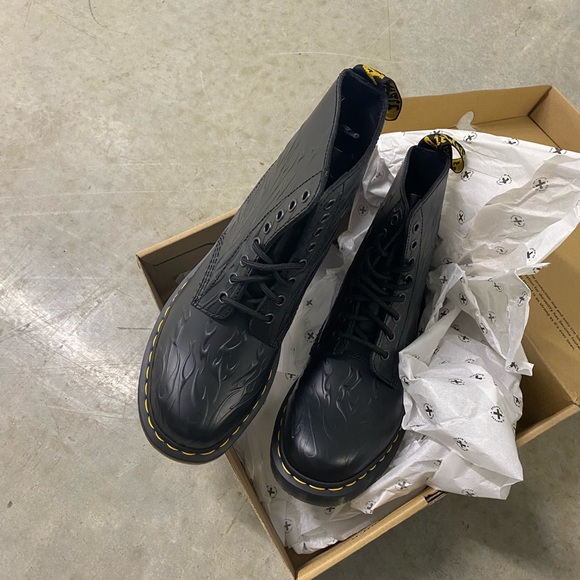 Flame 1460 Dr. Martens - Picture 9 of 10